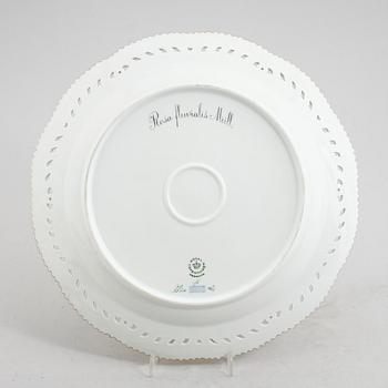 TALLRIK, porslin, "Flora Danica", Royal Copenhagen.