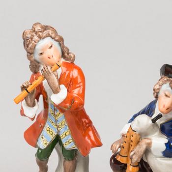 5 SITZENDORF PORCELAIN FIGURINES,