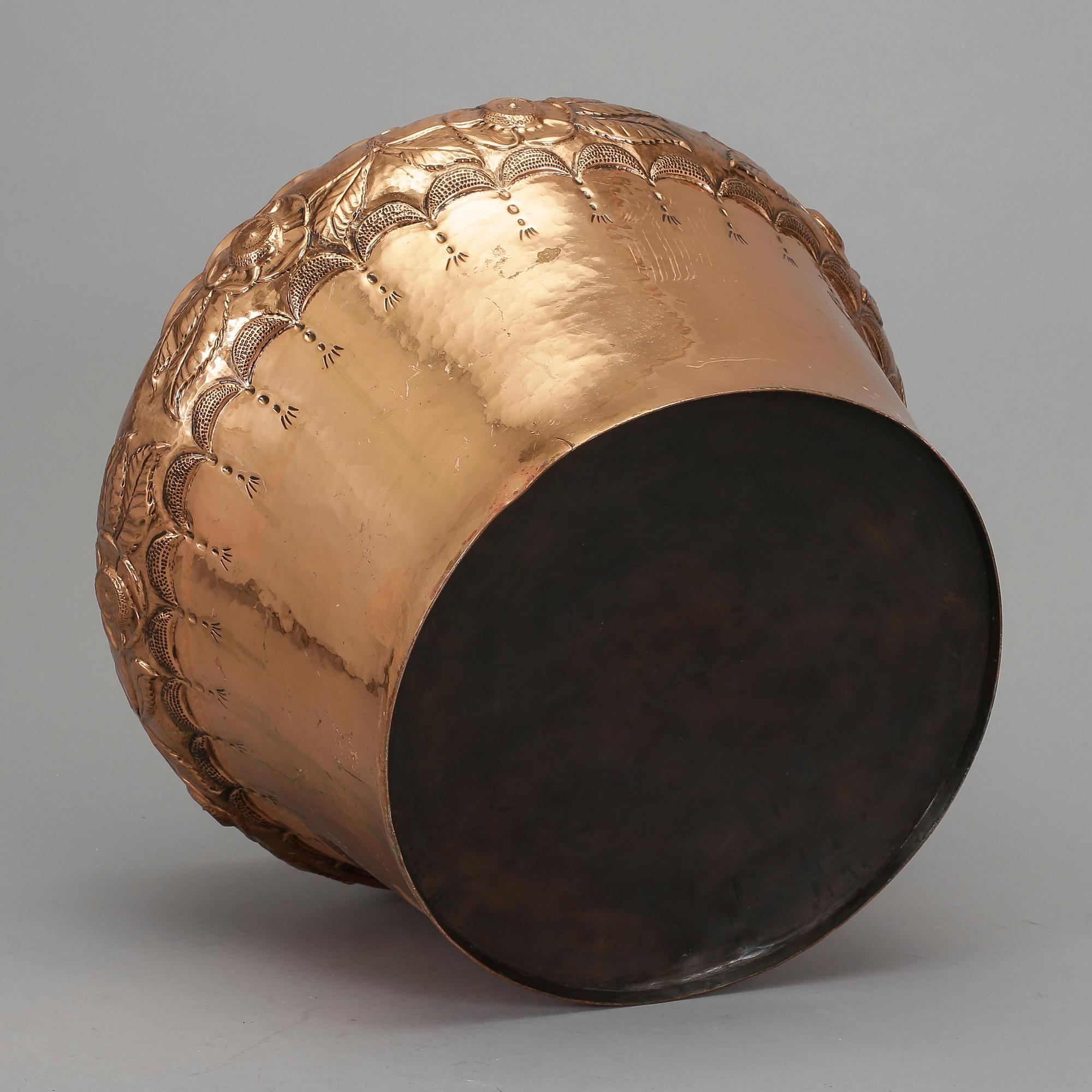 YTTERFODER, koppar. Jugend, ca 1900-1910.