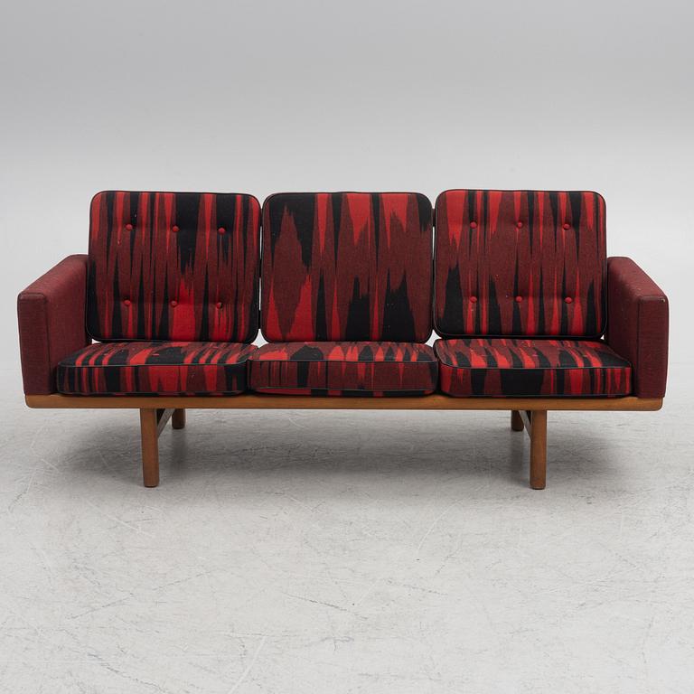 Hans J. Wegner, sofa "GE236" Getama, Gedsted, Denmark, 1960s.