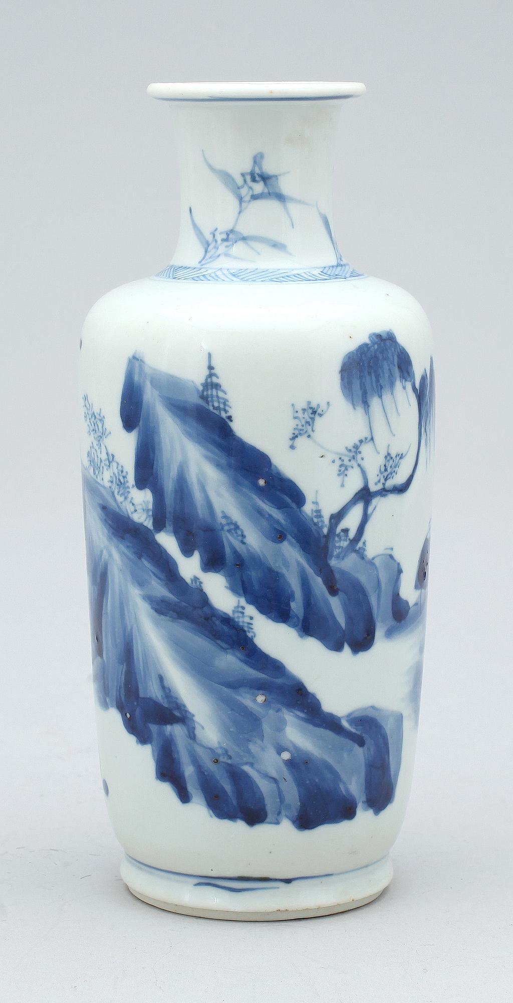 Vas, porslin, Kangxi stil, 1800/1900-tal.
