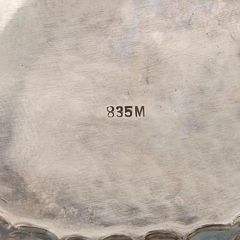 A silver centrepiece bowl, import mark Oskar Lindroos, Helsinki 1929.