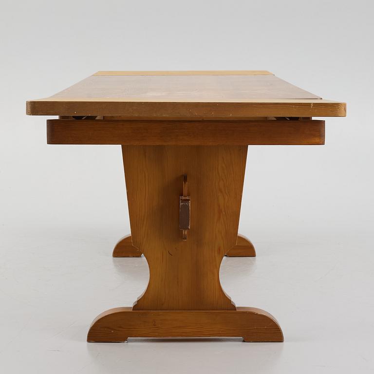 Dining table, AB Åby Möbelfabrik, 1940s.