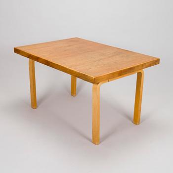 Alvar Aalto, matbord, modell 92 för O.Y. Huonekalu-ja Rakennustyötehdas A.B. 1900-talets mitt.