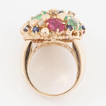 Ring, 14K gold with sapphire, emerald, ruby, and rose-cut diamonds.