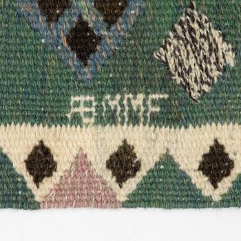 Märta Måås-Fjetterström, vävnad, "Knoppen", gobelängteknik, signerad AB MMF, ca 85 x 36 cm.