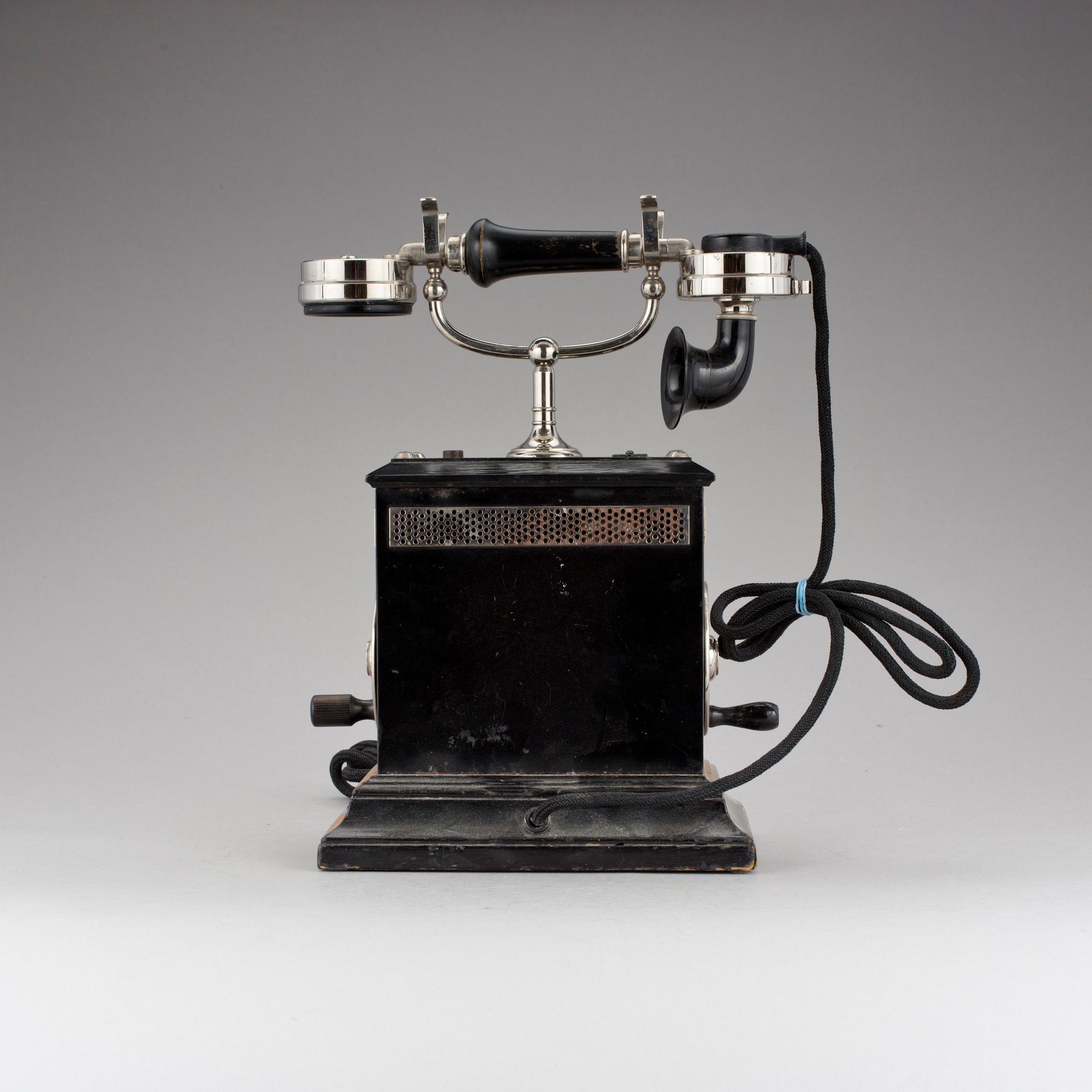 TELEFON, 1900-talets första hälft.