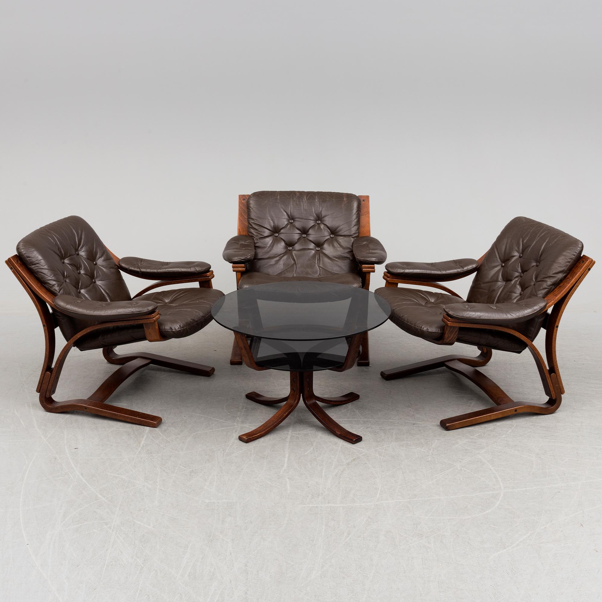 Three easy chairs and table, 1960-/70´s.