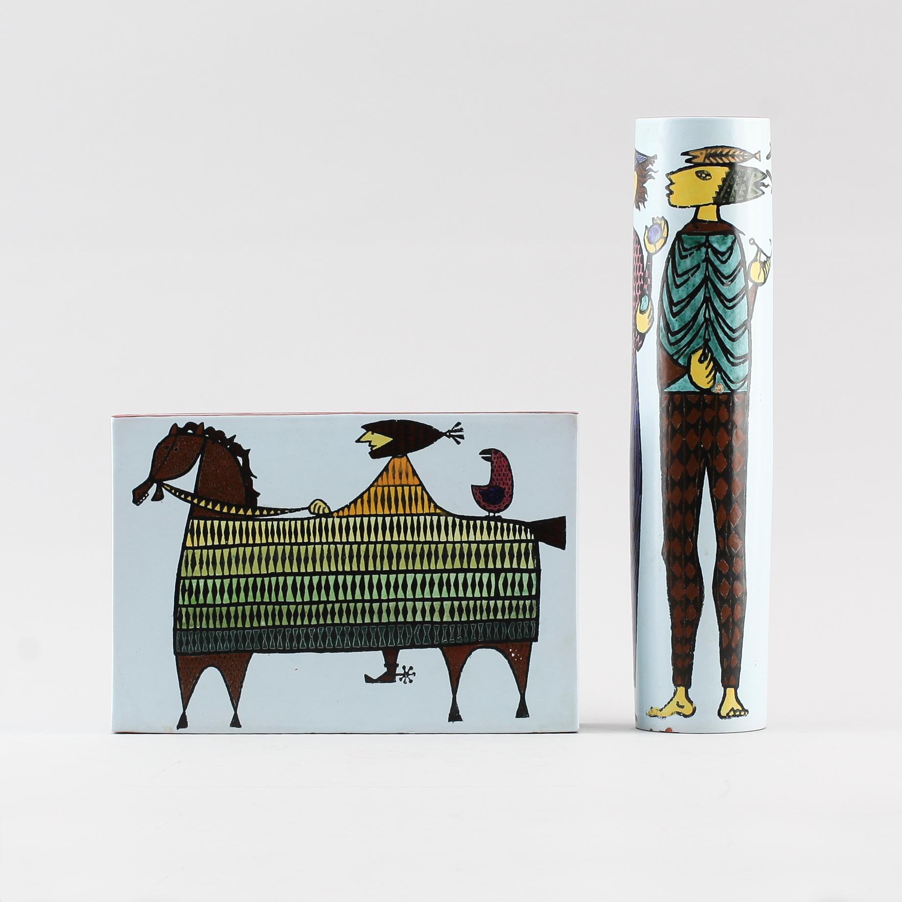VASER, 2 st, fajans, "Karneval", Stig Lindberg, Gustavsberg Studiohand.