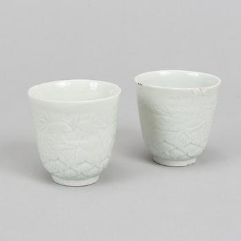 A pair of blanc de chine cups, Qing dynasty, 19th Century.