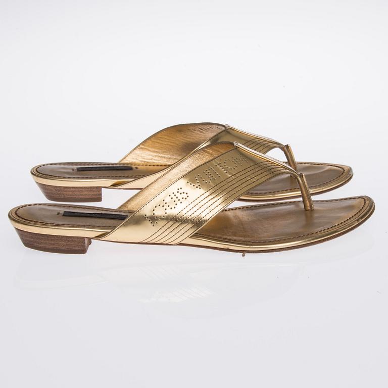 SKOR, Louis Vuitton.