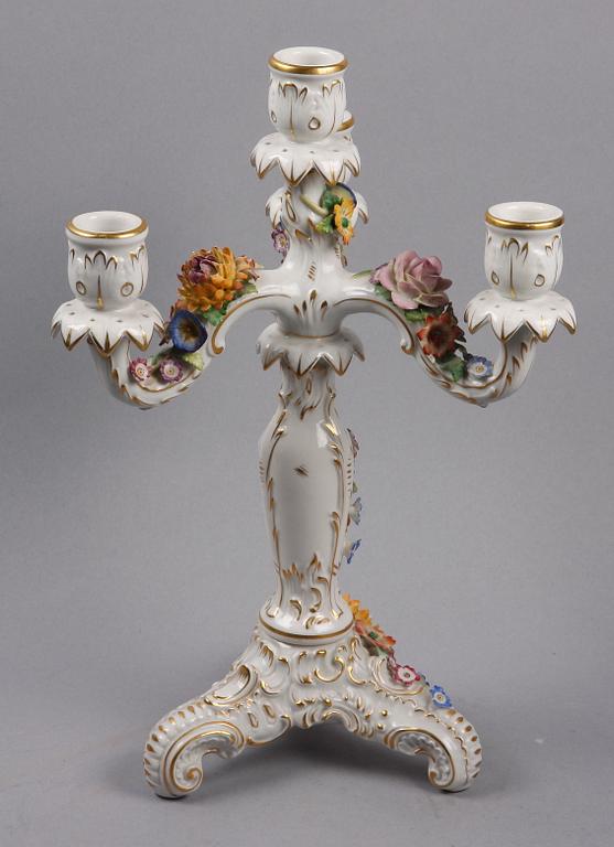 KANDELABER, porslin, rokokostil, Schierholz, Tyskland tidigt 1900-tal.