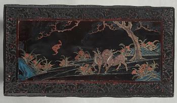 BORD, lackarbete. Sen Qing dynasti (1644-1912).