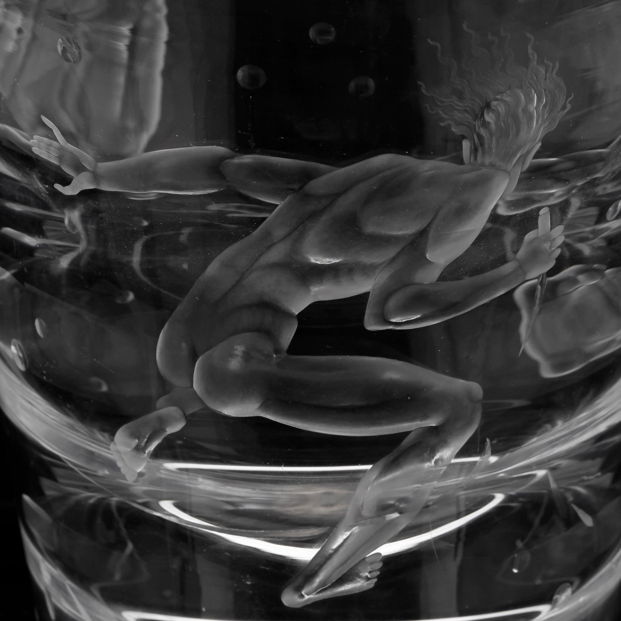 VAS/OBJEKT, glas, Vicke Lindstrand, Orrefors, osignerad.  Variant av modellen Hajdödaren.