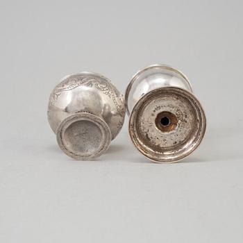 Two drinking cups, silver, probably Norway, 18/19 th century.  tot weight 61 gram.