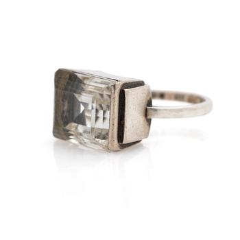 Wiwen Nilsson, Ring, silver with faceted rock crystal, Lund 1947.
