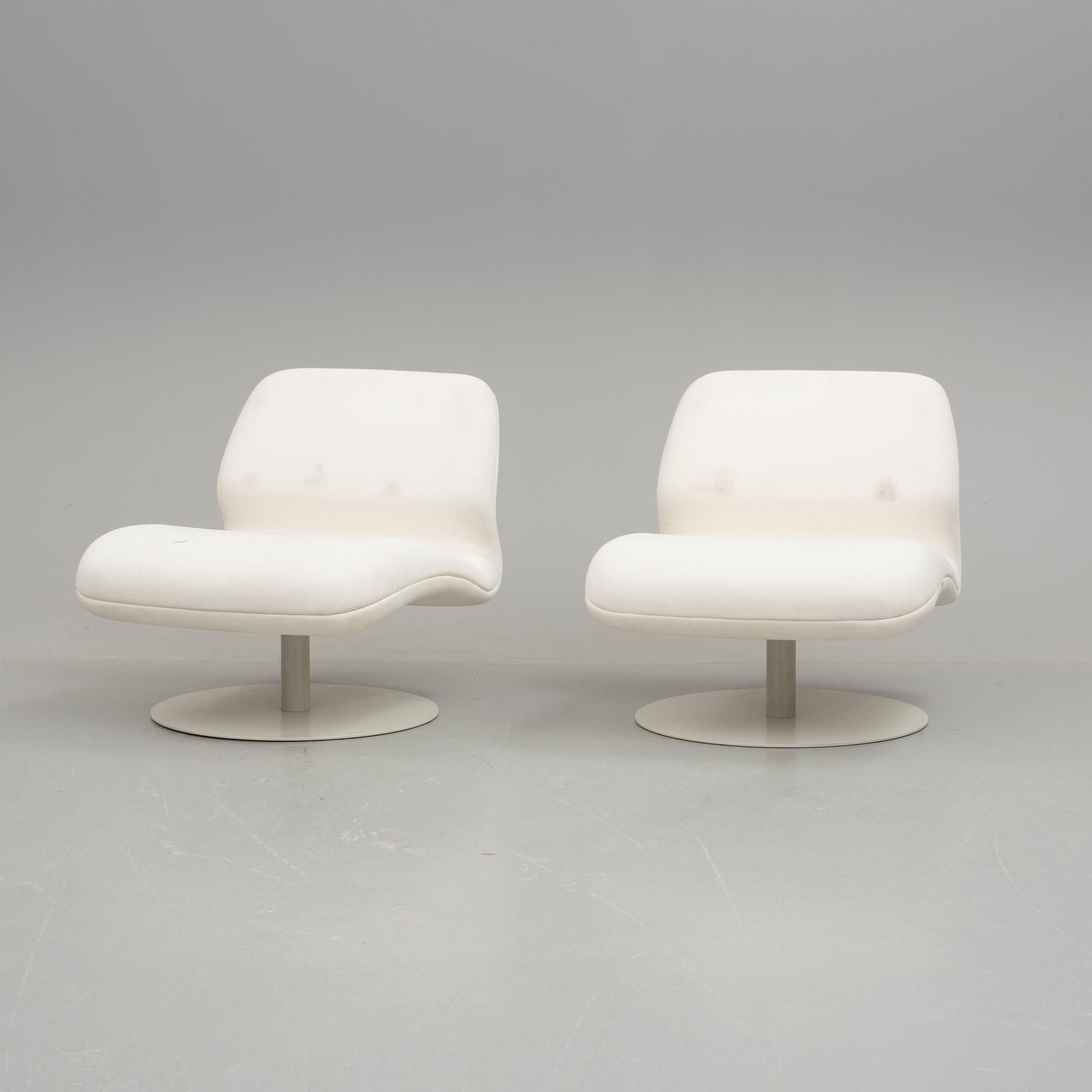 FÅTÖLJER, "Attitude" Morten Voss för Fritz Hansen, 2000-tal.