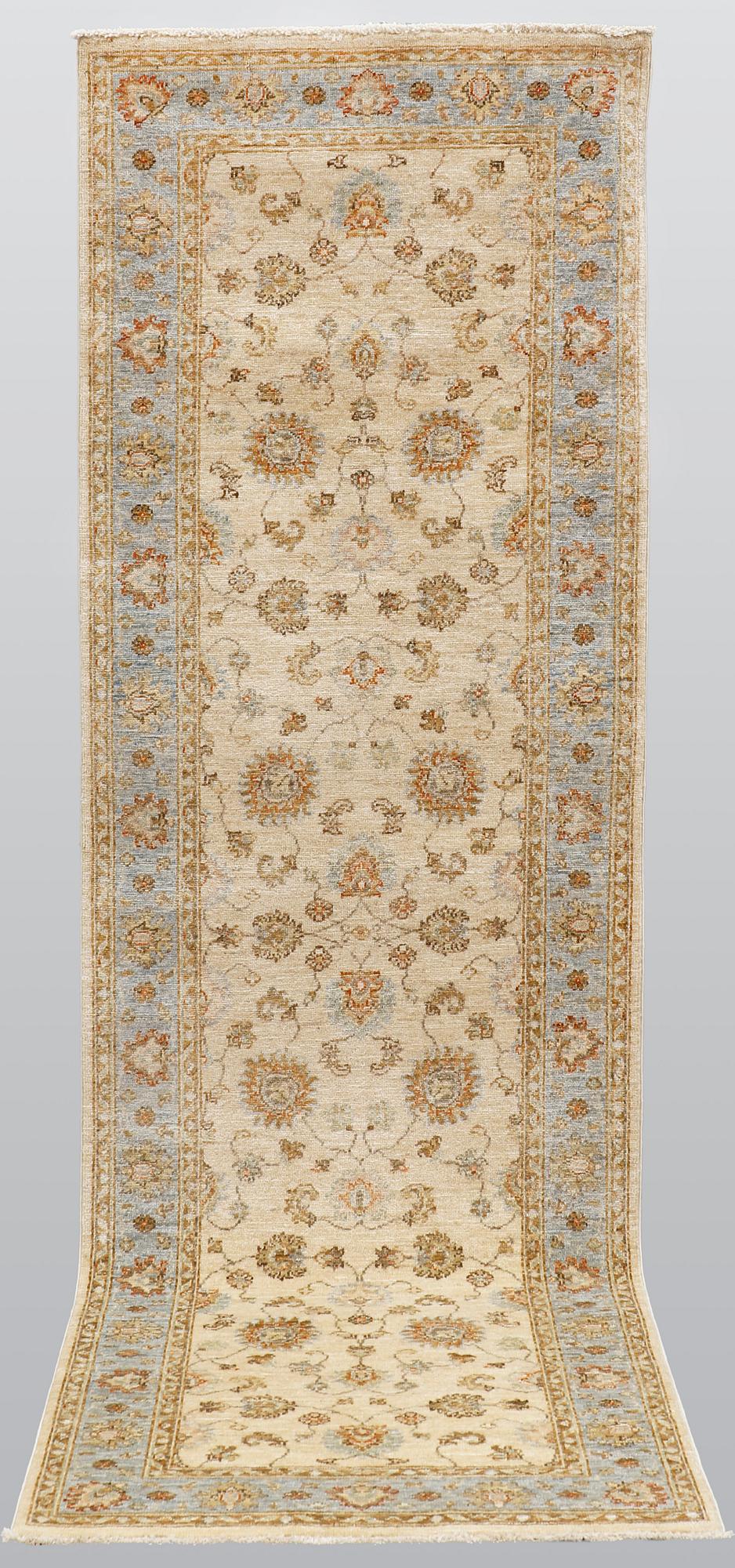 Gallerimatta, Ziegler design, ca 251 x 81 cm.