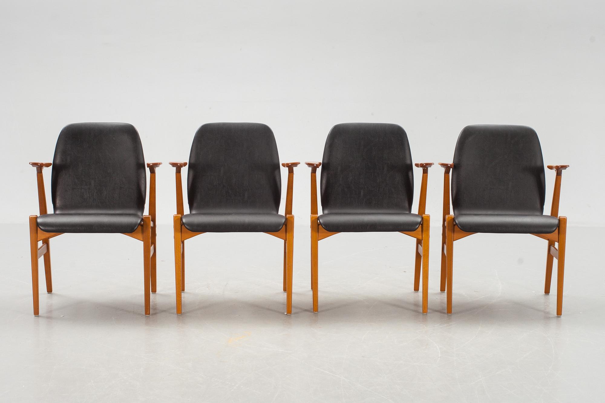 KARMSTOLAR, 4 st, märkta Svegards Markaryd.