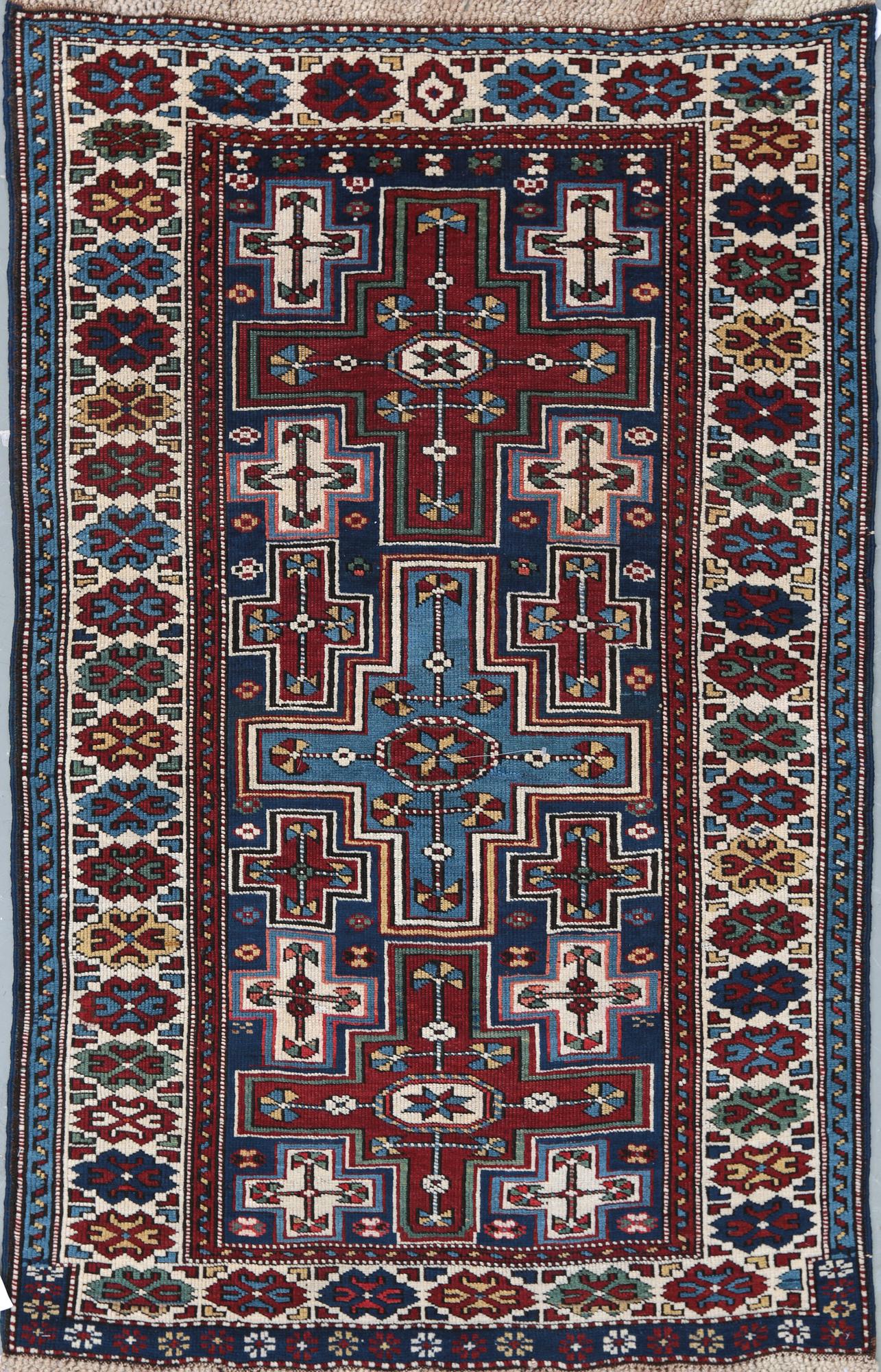 MATTA, Antik/semiantik, Shirvan. Ca 145x95 cm.