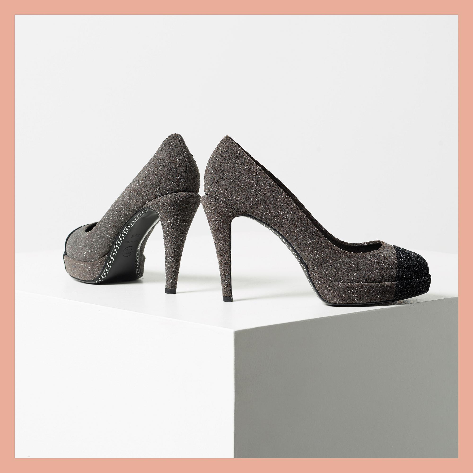 PUMPS, ett par, CHANEL, storlek 38,5.