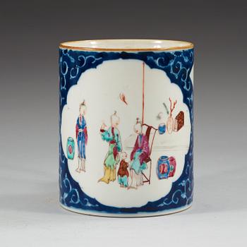 A blue and white and famille rose jug, Qing dynasty (1736-95).