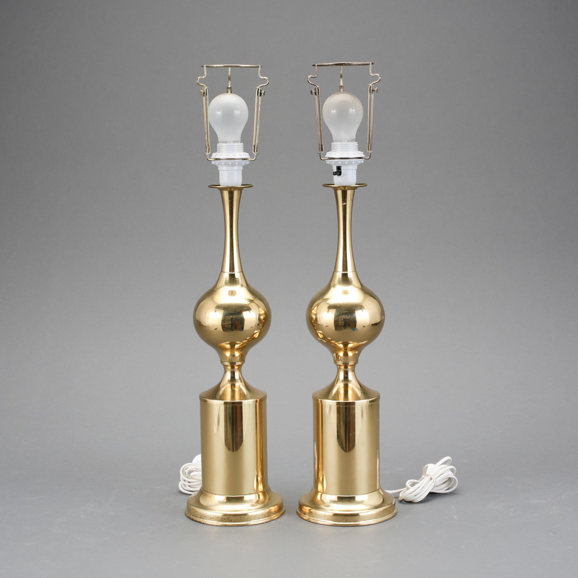 BORDSLAMPOR, ett par, 1900-talets andra hälft.