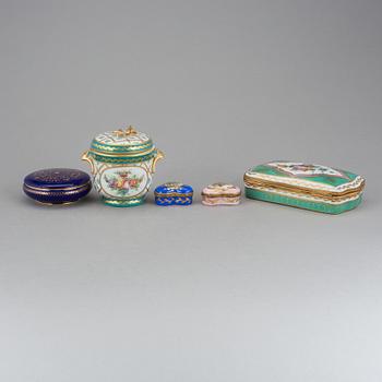 LOCKASKAR 5 stycken, porslin, Sèvres och Sèvres-liknande märke, 1900-tal.