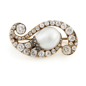 An important brooch in gold with a blister pearl and diamonds, C.E. Bolin, St Petersburg 1860-1875.