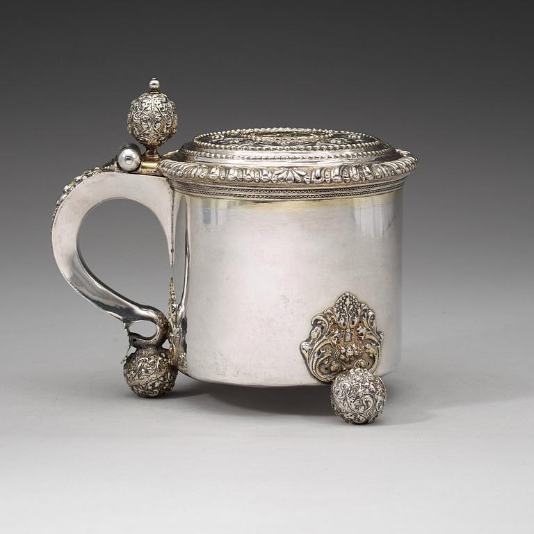 A Swedish 18th century parcel-gilt tankard, marks of Abraham Wirgman, Göteborg 1715.