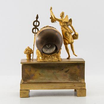Table pendulum, Empire, France, first half of the 19th century.