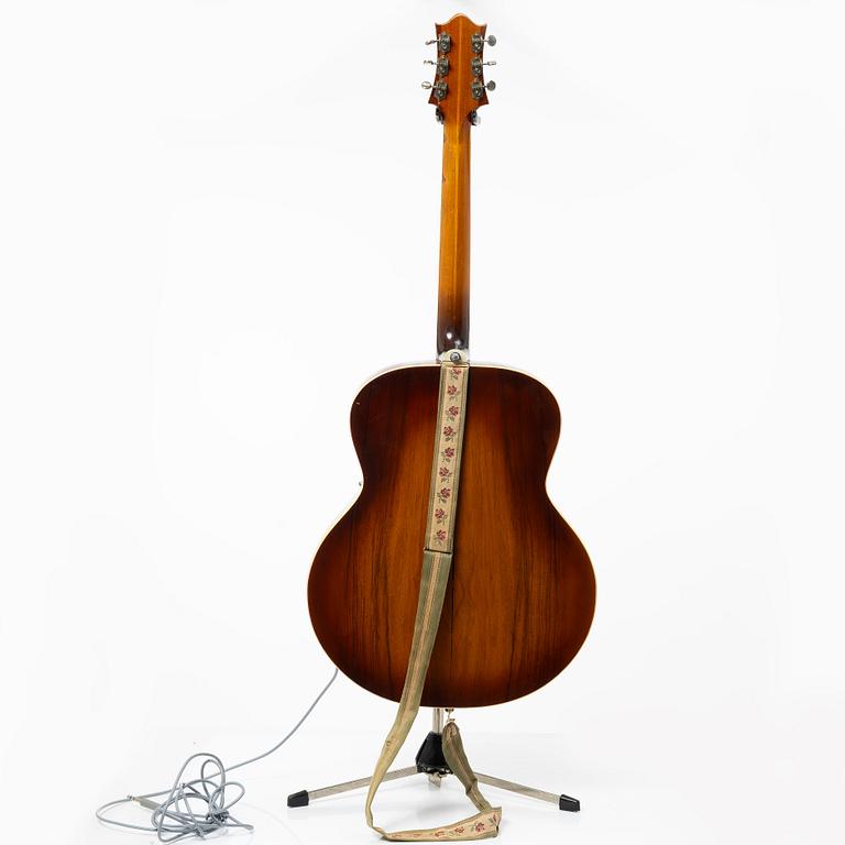 Herman Carlsson Levin, akustisk gitarr, "Modell 22", Sverige, 1945.