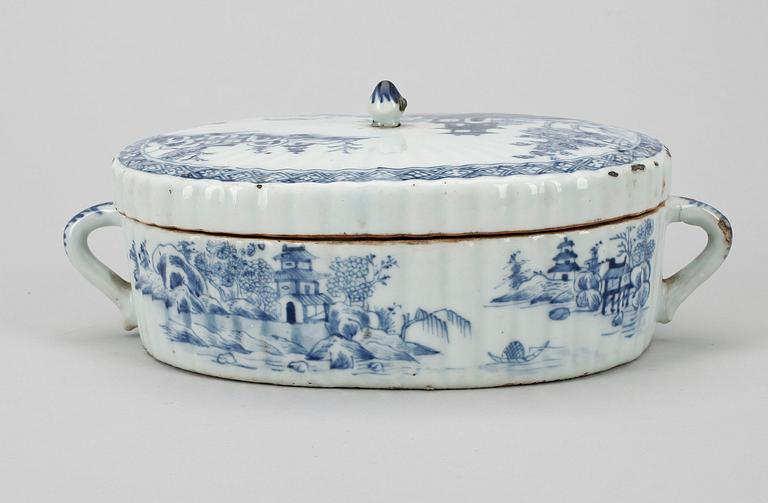 PASTEJFORM med LOCK, porslin, Kina, Qing dynastin, Qianlong (1736-1795).