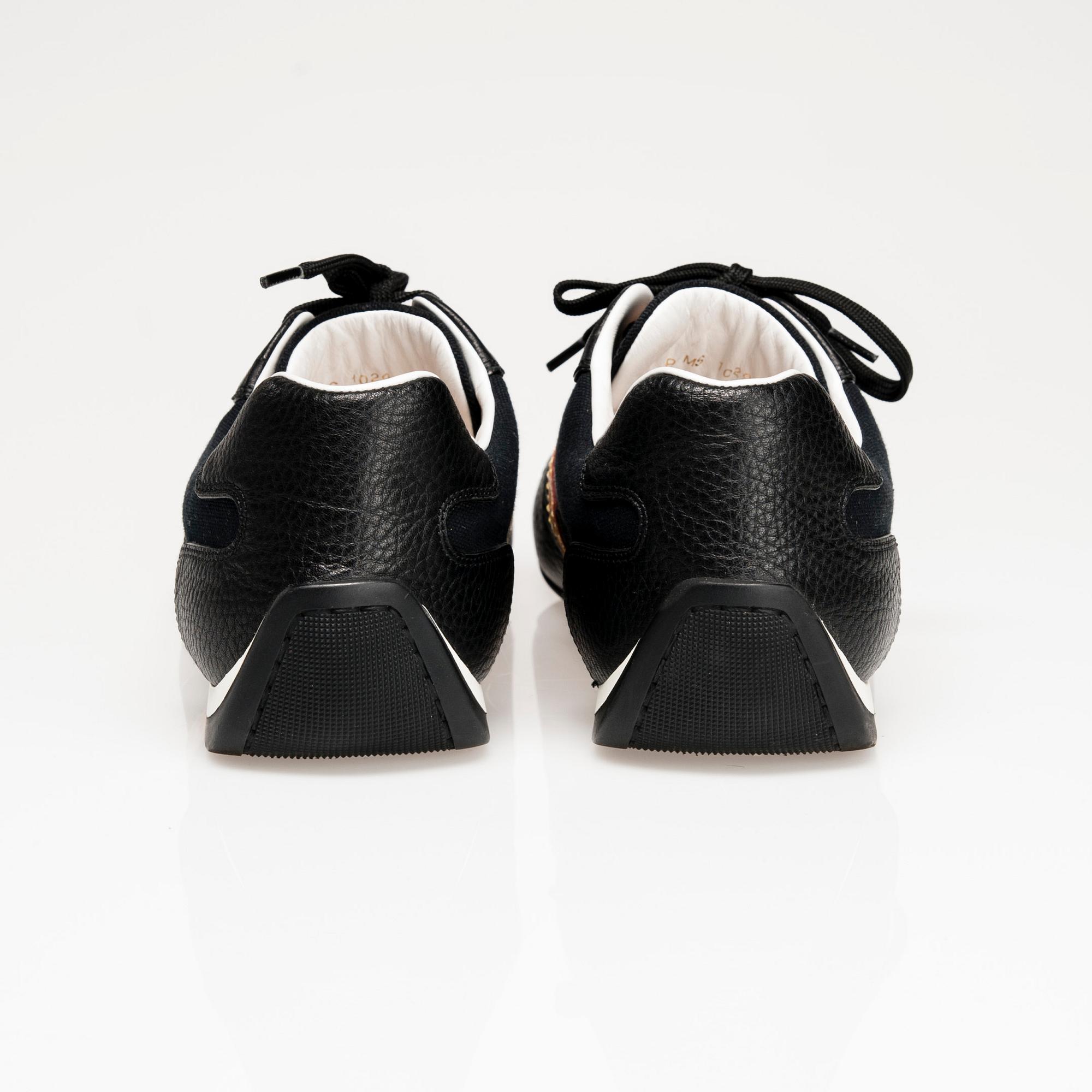 SKOR, Louis Vuitton.