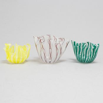 FULVIO BIANCONI & PAOLO VENINI, a set of three glass bowls, Venini Murano.