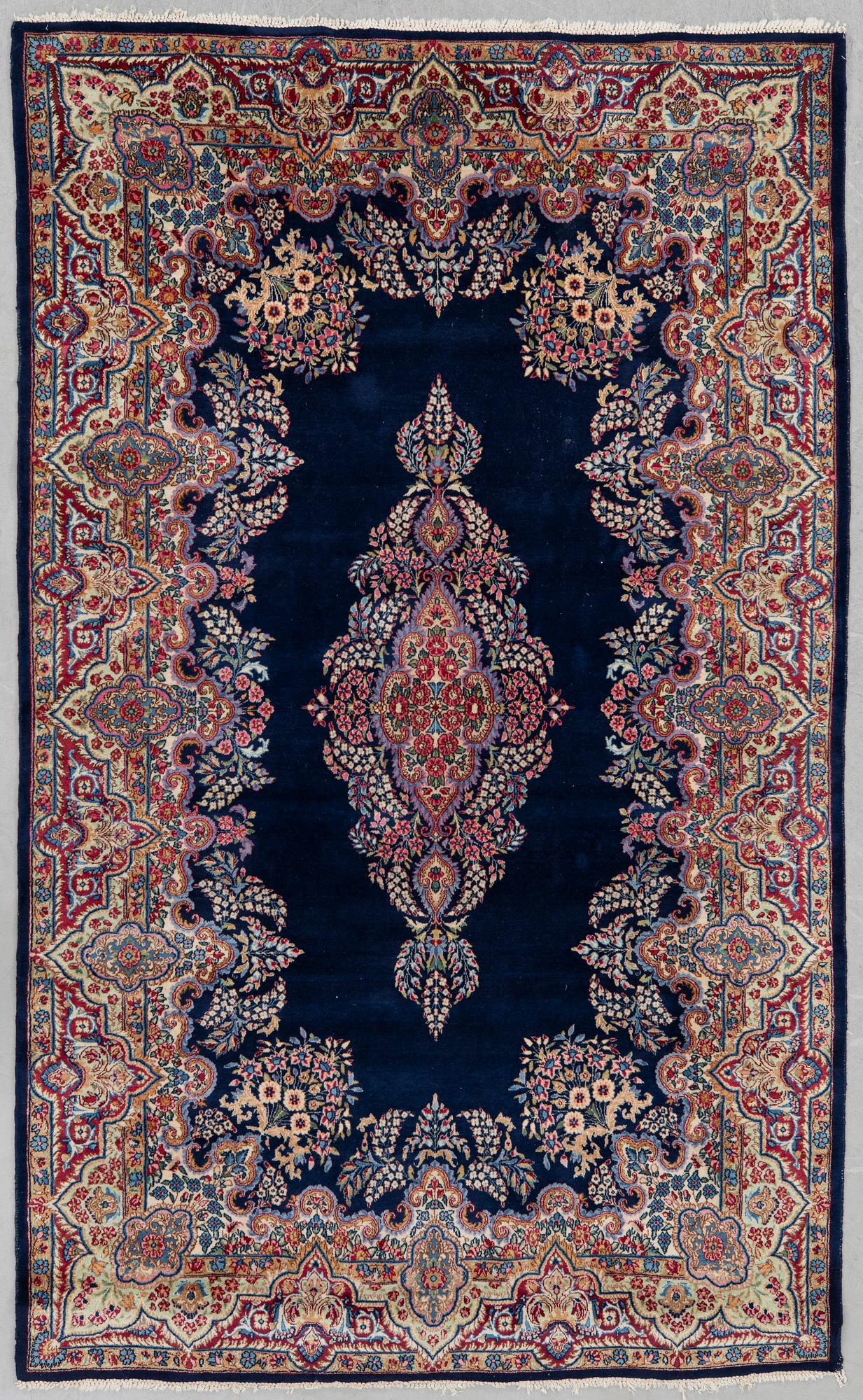 Rug, Kirman Laver, Persia, approx. 148 x 241 cm.