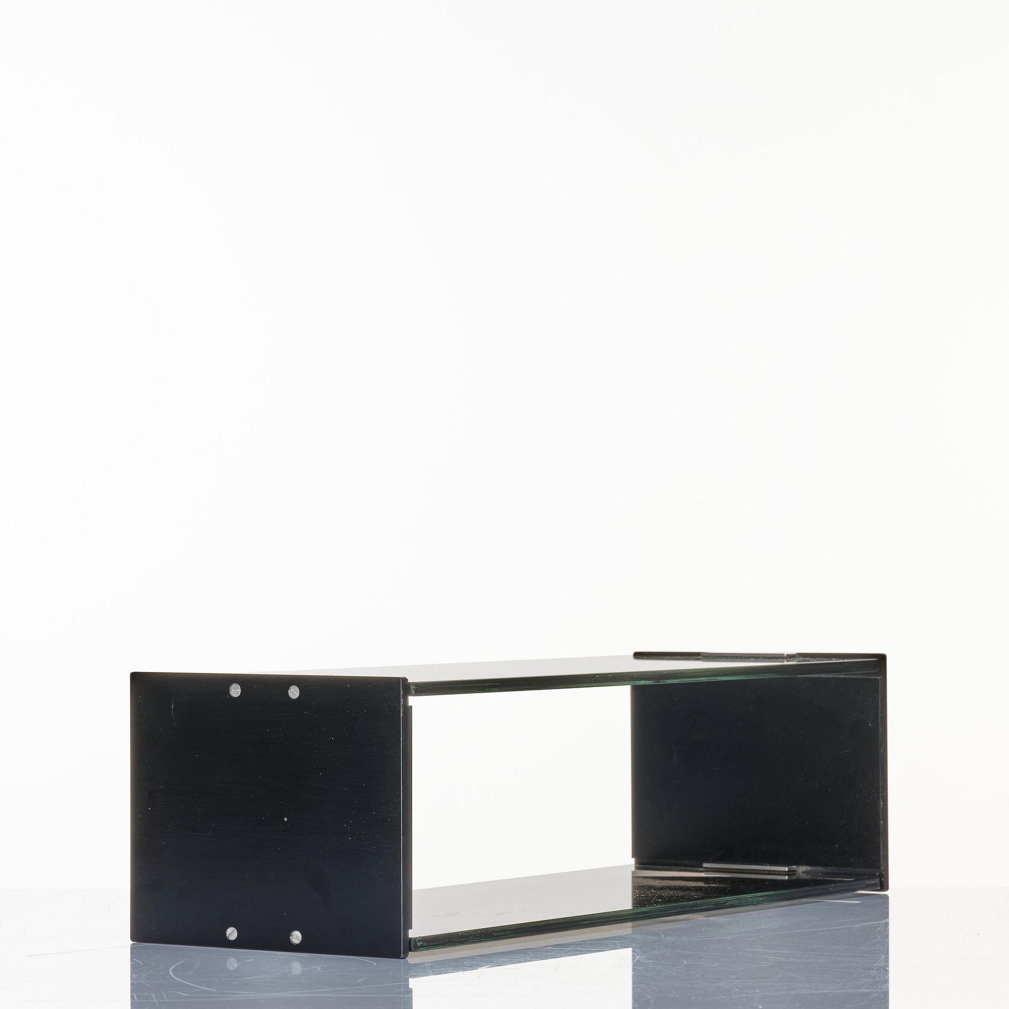 Eric H Olson, "Optochromi".