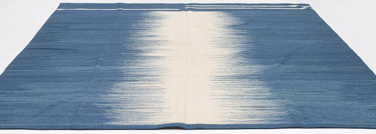 Rug, Kelim, modern design, approx. 288 x 250 cm.