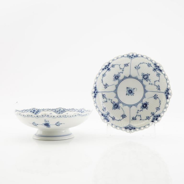 Service "Musselmalet Full Lace and Half Lace" 57 pcs Royal Copenhagen Denmark porcelain, second half of the 20th century.
