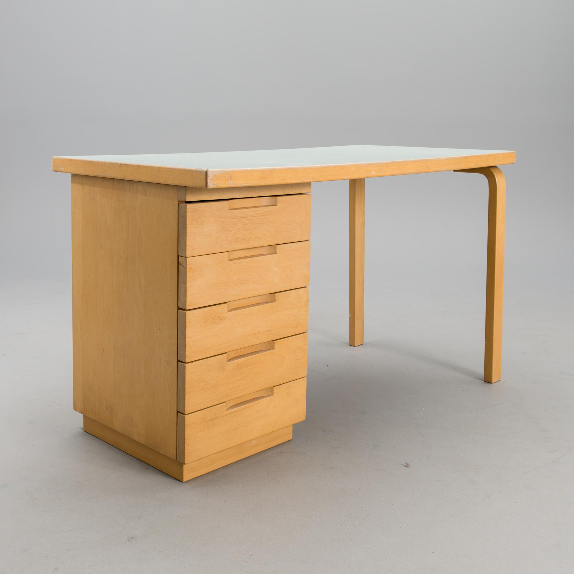 A 1960s century writing desk for Artek.