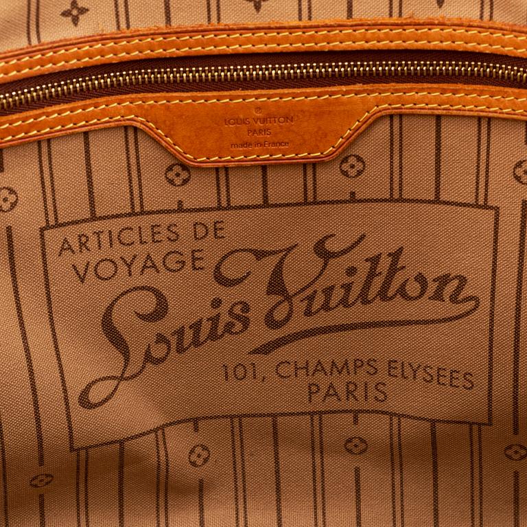 Louis Vuitton, 'Neverfull MM'.
