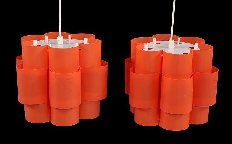 TAKLAMPOR, ett par, Hans-Agne Jakobsson, Scanlight, 1900-talets fjärde kvartal. Höjd 20 cm.