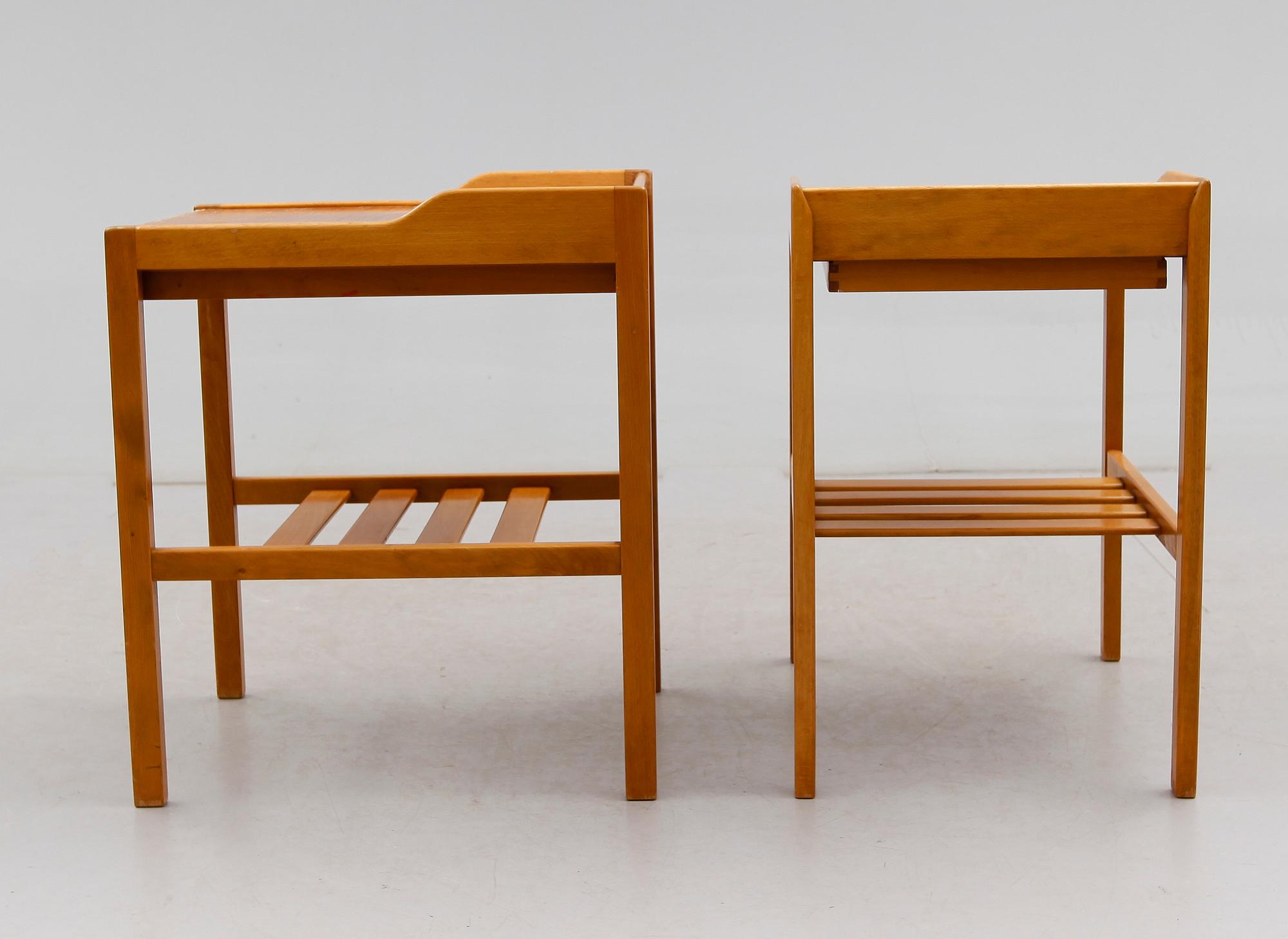 SÄNGBORD, 1 par, Bertil Fridhagen, Bodafors, 1900-talets mitt.