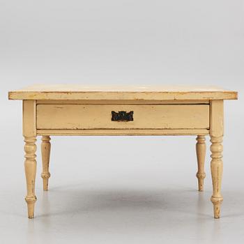 A table, second half of the 19th Century.