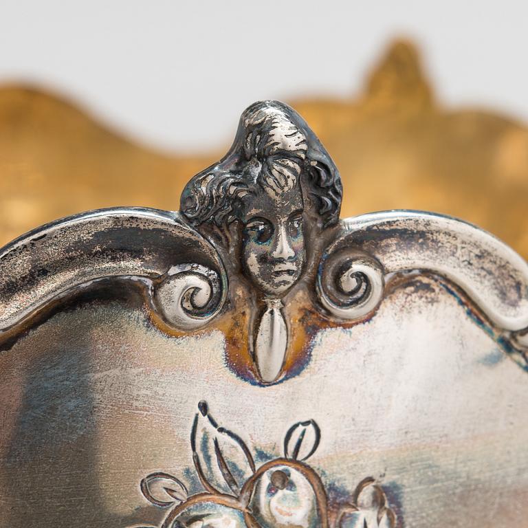 Malja, hopeaa, Elkington & Co, Birmingham 1909. Leimattu A. Tillander.