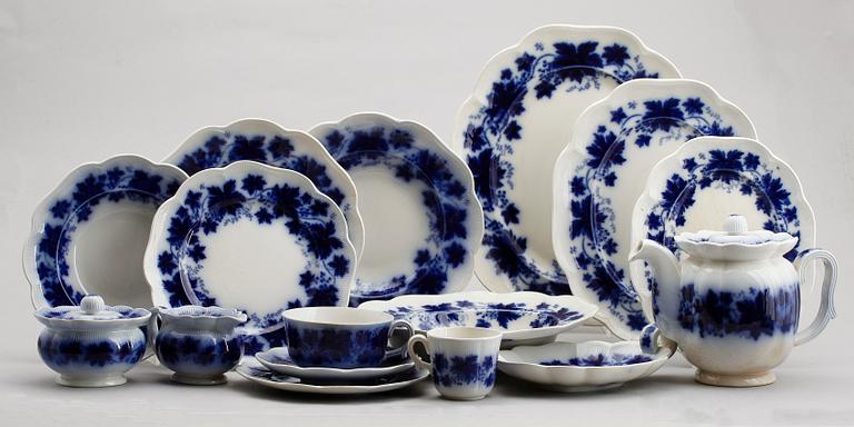 SERVISPORSLIN, 75 del,  "Blå Vinranka", Arthur Percy, Gefle.