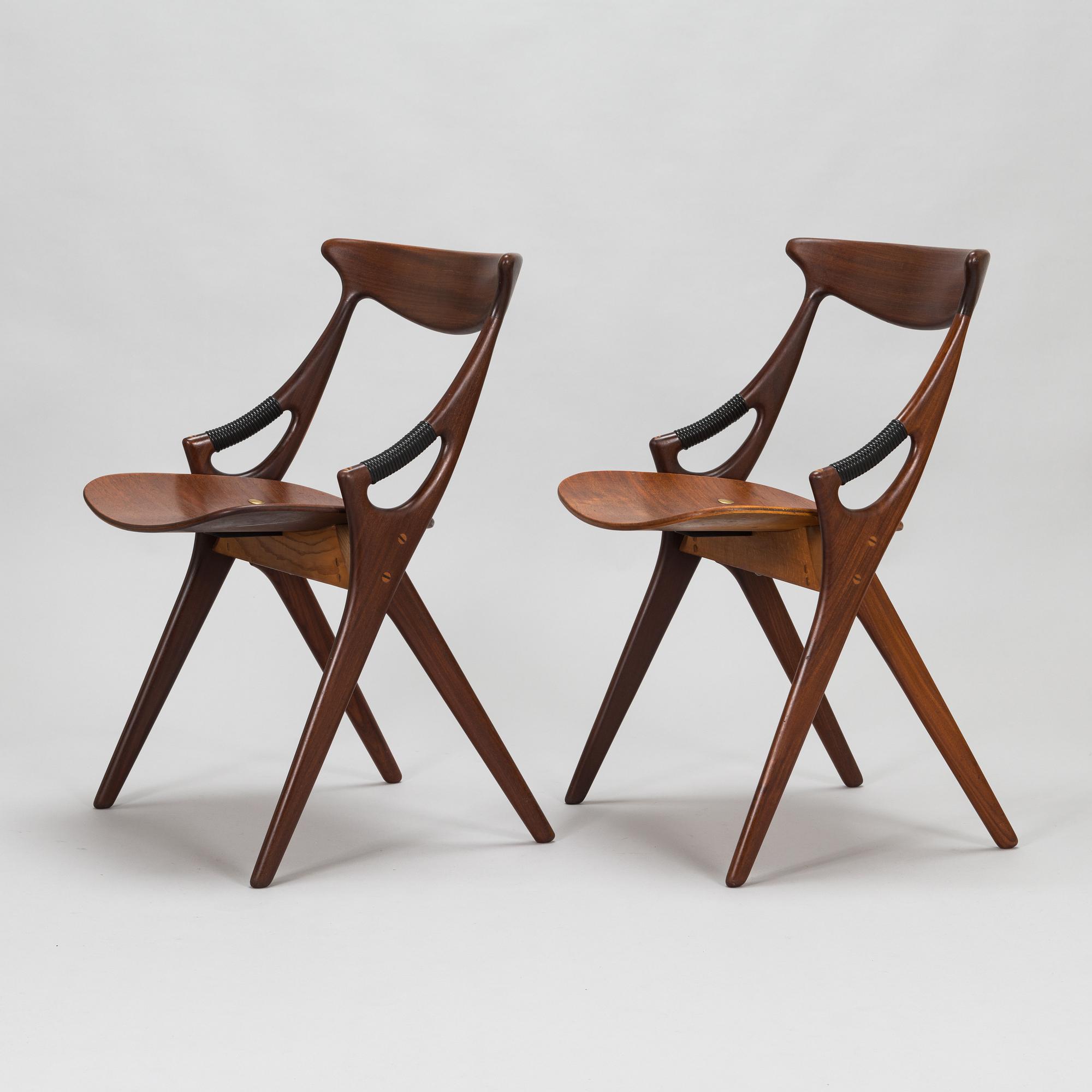 Arne Hovmand-Olsen, 1950's dining table and four chairs for Mogens Kold, A/S Kerteminde, Denmark.