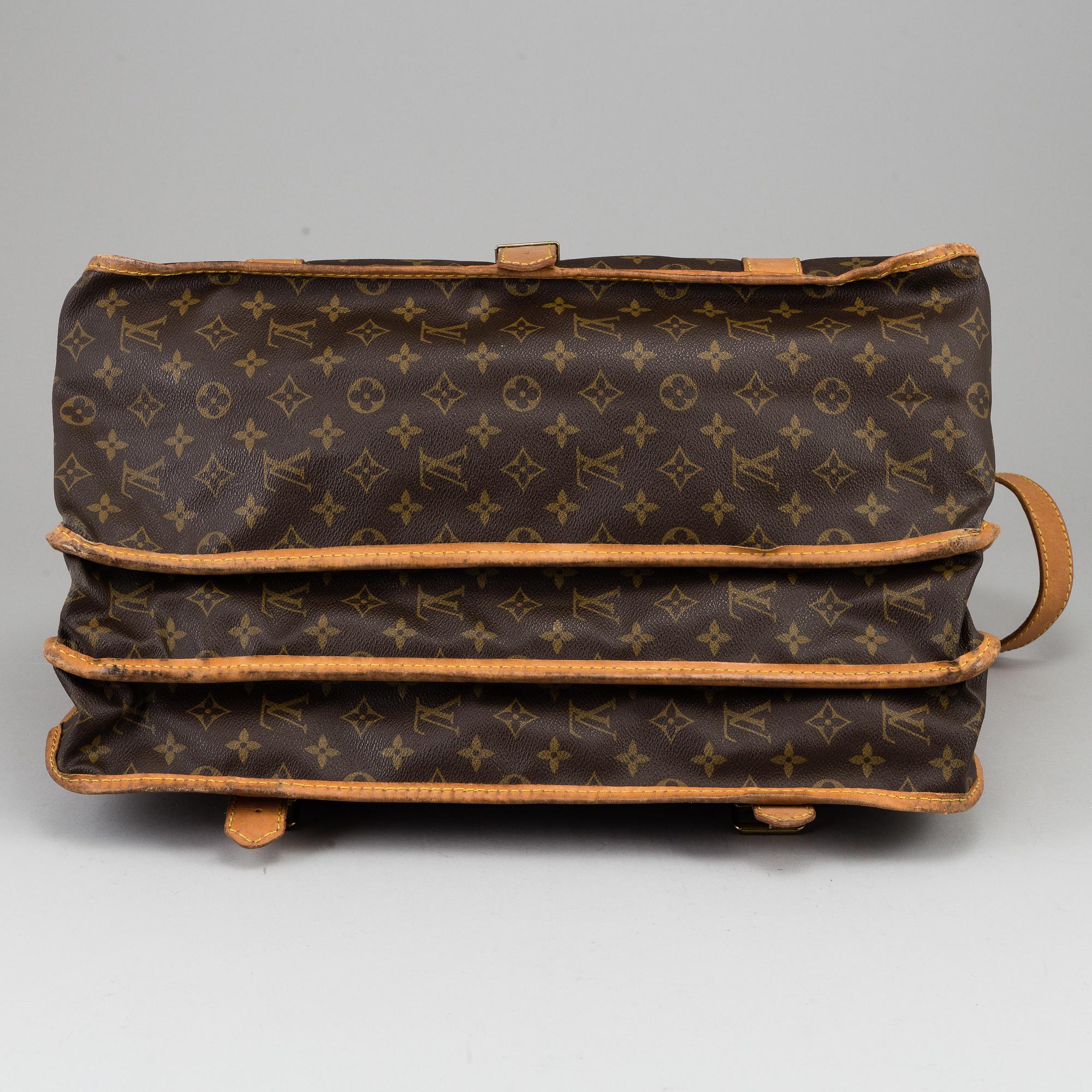LOUIS VUITTON, a 'Sac Chasse Kelber'.
