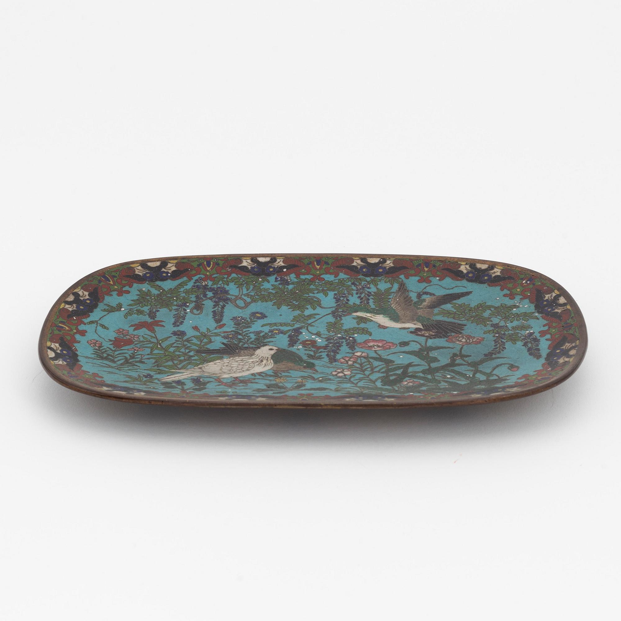A Japanese cloisonné tray, Meiji (1868-1912).