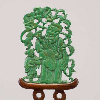 Three Chinese 20th century sculptures on stand, wood and agathe.